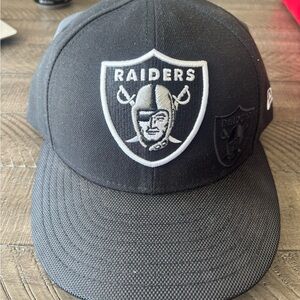Raiders Black Sideline Hat New Era 59Fifty size 7 5/8